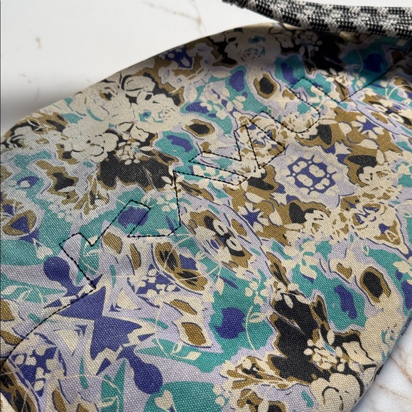 KAVU Cross Body Rope Bag Backpack All Over Print Hike Adventure Travel - Picture 12 of 12